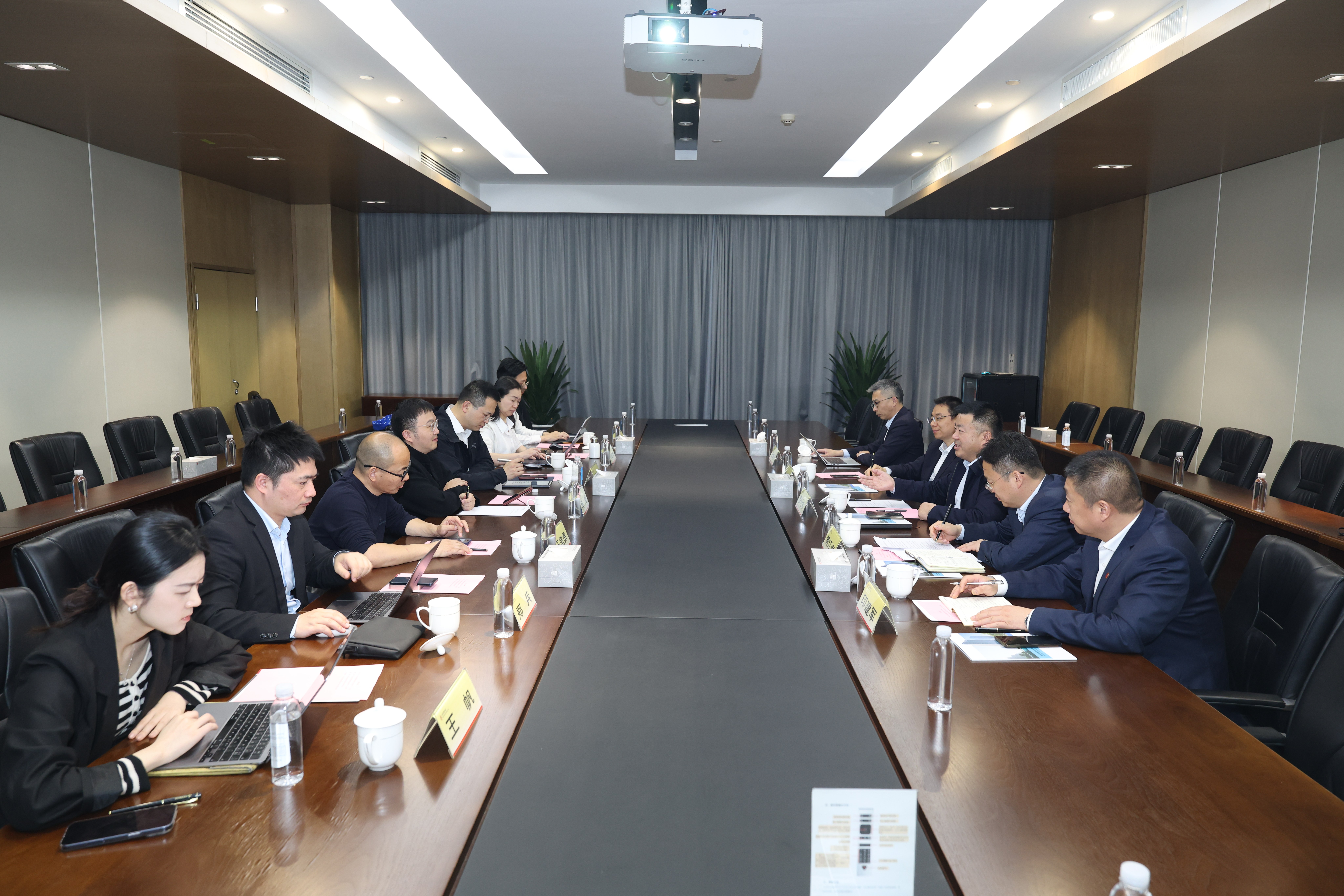 【向导活动】公司党委书记、董事长杨威走访中信特钢