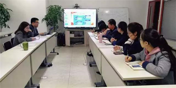 深入学习两会精神 做好新一届支委选举 ——重庆腾博汇游戏官网联合党支部召开第一季度支部聚会