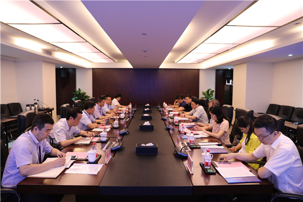 武汉市汉阳戋戋委书记马泽江一行到我司考察交流