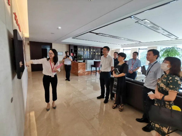 公司党委副书记、、纪委书记丁开国一行赴浙商证券交流学习