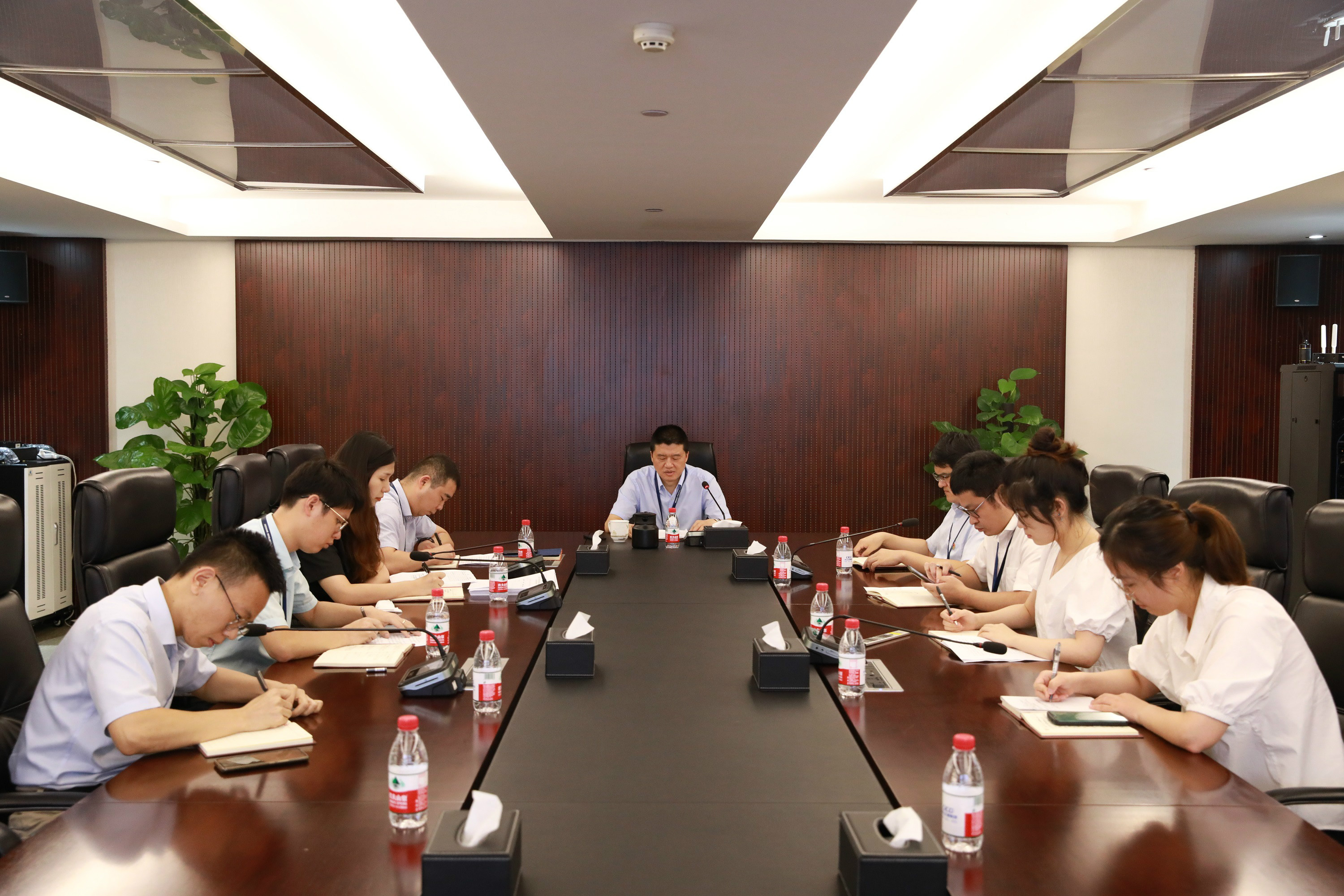 献礼建党百年| 公司党委书记、董事长袁仁军以通俗党员身份加入党支部党史学习教育专题组织生涯会